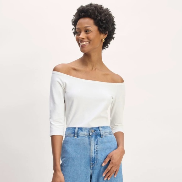 Everlane Tops - Everlane THE FORM OFF-SHOULDER TOP color White size medium